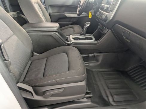Used 2022 Chevrolet Colorado LT w/ Fleet Safety Package RWD image 28