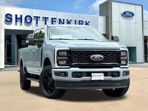 New 2026 Ford F250 Lariat w/ Black Appearance Package AWD/4WD image 1