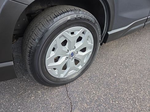 Used 2023 Subaru Forester image 6