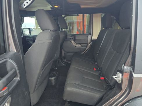 Used 2016 Jeep Wrangler Unlimited Sport w/ Quick Order Package 24S image 12