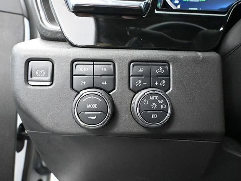 Used 2023 Chevrolet Silverado 1500 LTZ w/ LTZ Convenience Package II image 35