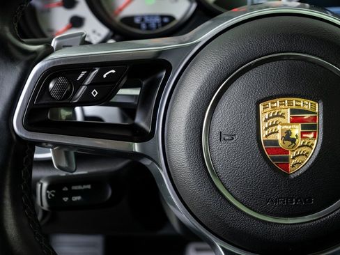 Used 2015 Porsche Cayenne S image 10