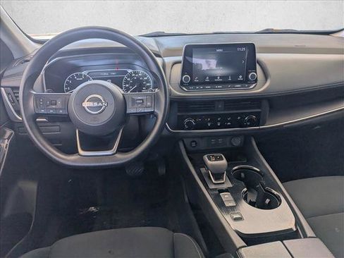 Used 2024 Nissan Rogue S FWD image 22