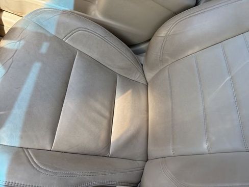 Used 2016 Toyota Camry XLE w/ Moonroof Package image 21