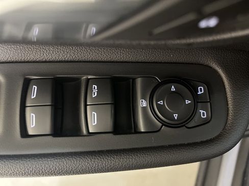 Used 2021 GMC Terrain SLE w/ Driver Convenience Package image 18