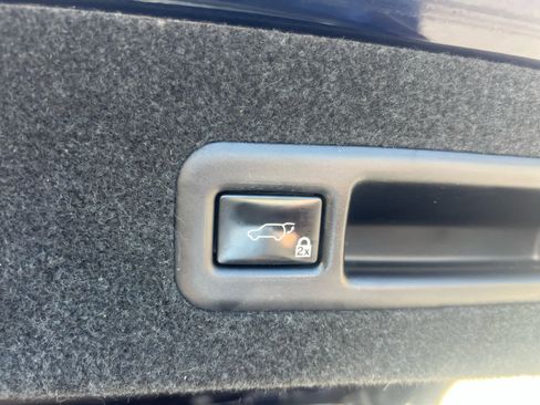 Used 2019 Lexus RX 450hL Premium image 13