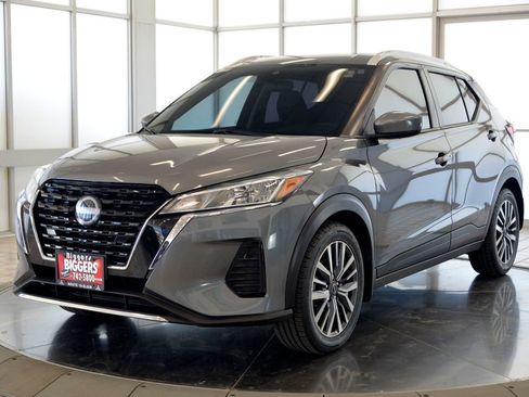 Used 2023 Nissan Kicks SV FWD image 5
