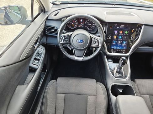 Used 2022 Subaru Outback Premium image 11