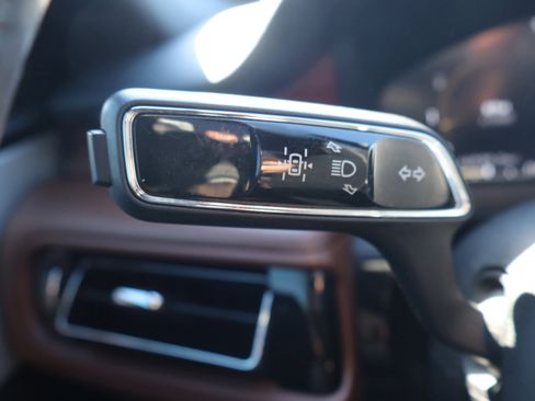 Used 2022 Lincoln Aviator Reserve w/ Equipment Group 201A image 18