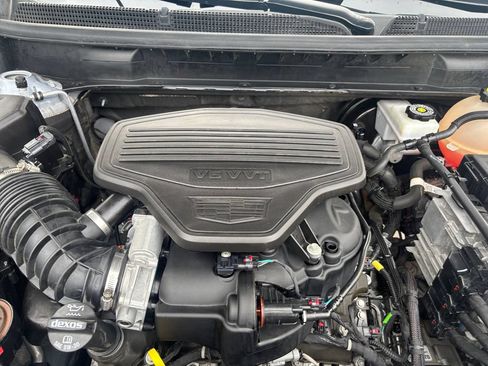 Used 2020 Cadillac XT5 Premium Luxury FWD image 18