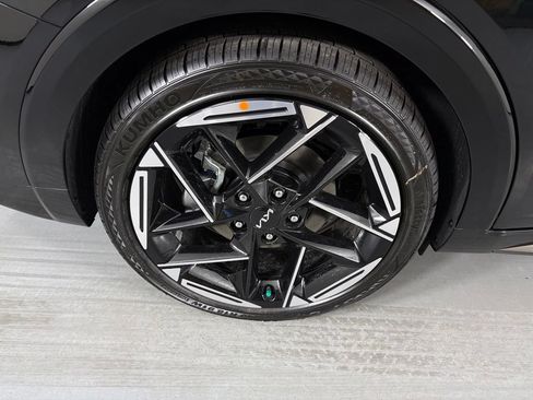 New 2026 Kia K4 GT-Line w/ GT-Line Premium Package FWD image 11