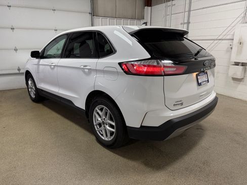 Certified 2024 Ford Edge SEL AWD/4WD image 7