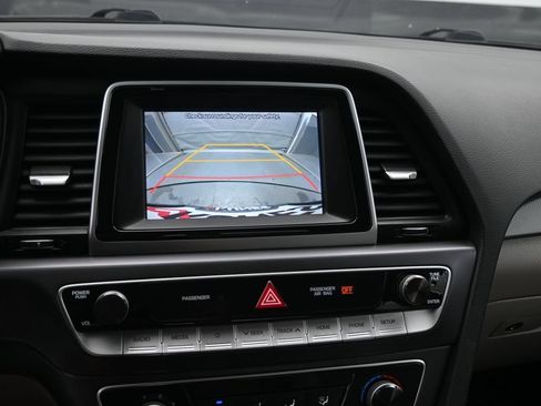 Used 2018 Hyundai Sonata ECO FWD image 16