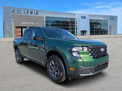 New 2025 Ford Maverick XLT w/ XLT Luxury Package