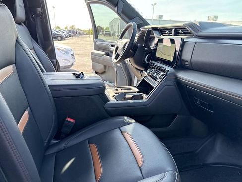 Certified 2024 GMC Sierra 2500 AT4 w/ AT4 Premium Plus Package AWD/4WD image 35