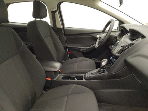 Used 2018 Ford Focus SE image 21
