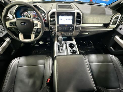 Used 2017 Ford F150 Lariat image 32