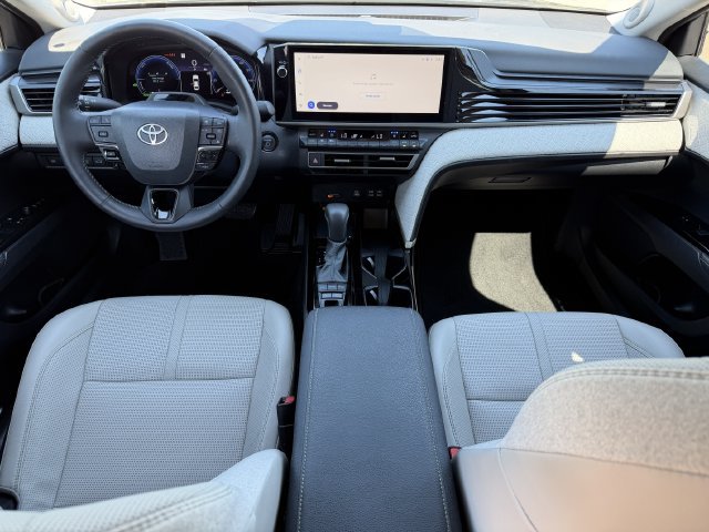 Used 2026 Toyota Camry XLE w/ Premium Plus Package AWD/4WD image 10