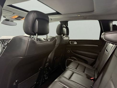 Used 2021 Jeep Grand Cherokee Summit AWD/4WD image 10