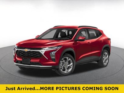 Used 2025 Chevrolet Trax LT