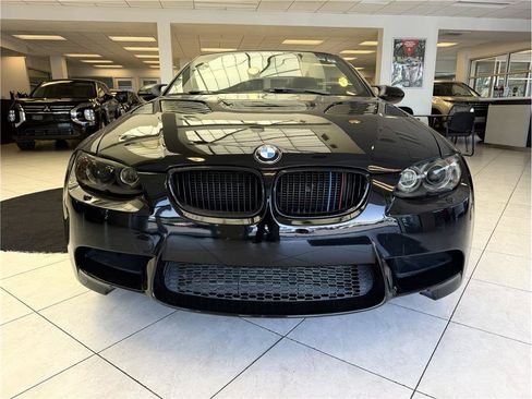 Used 2013 BMW M3 Convertible RWD image 2