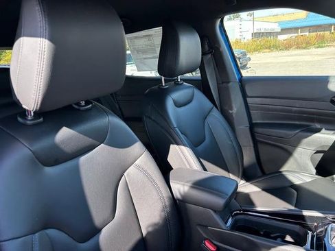 New 2026 Jeep Compass Limited image 32