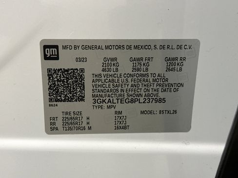 Used 2023 GMC Terrain SLE w/ Driver Convenience Package image 22