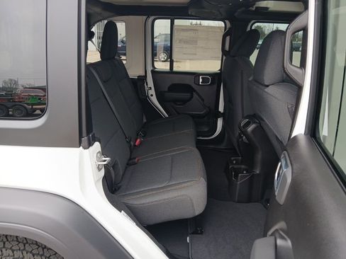 New 2026 Jeep Wrangler Unlimited Sport w/ Convenience Group image 23