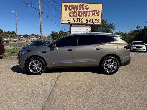 Used 2018 Buick Enclave Avenir w/ Avenir Technology Package image 5
