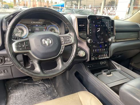 Used 2019 RAM 1500 Limited image 11