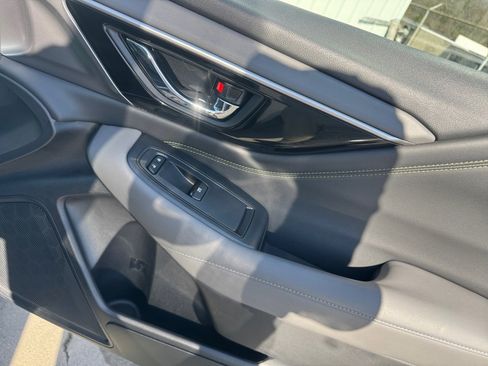 Used 2020 Subaru Outback Onyx Edition XT image 35