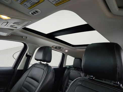 Used 2017 Ford Escape Titanium FWD image 18