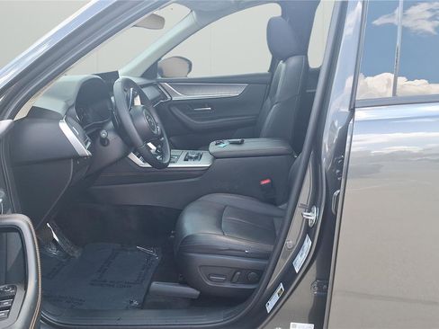 Used 2024 MAZDA CX-90 3.3 Turbo w/ Preferred Package AWD/4WD image 10