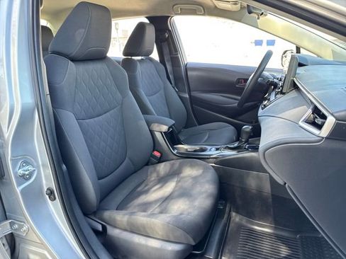 Used 2022 Toyota Corolla LE image 18