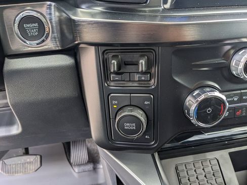 New 2026 Ford F350 Lariat w/ Lariat Premium Package AWD/4WD image 24