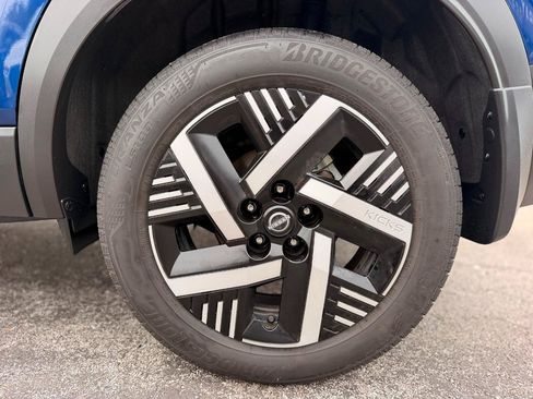 Used 2026 Nissan Kicks SV FWD image 31