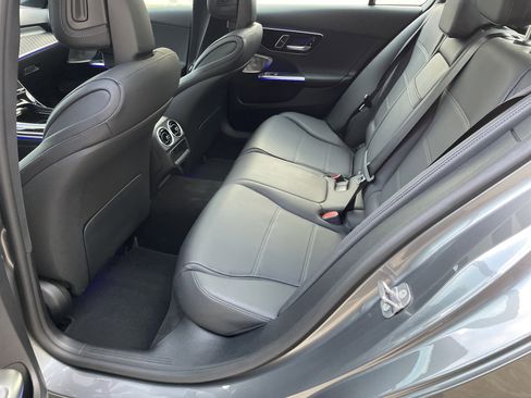 Certified 2025 Mercedes-Benz C 300 Sedan image 40