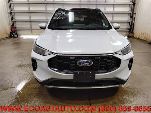 Used 2025 Ford Escape ST-Line Select w/ Tech Pack #2 AWD/4WD image 7