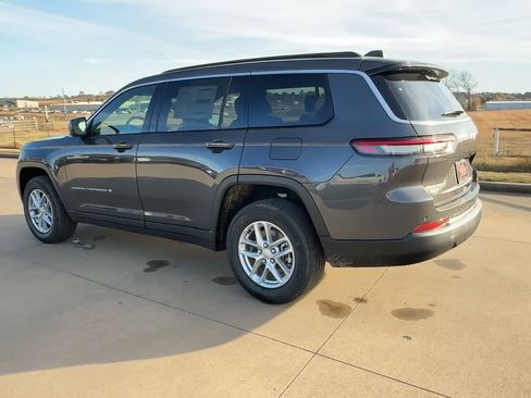 New 2025 Jeep Grand Cherokee L Laredo w/ Luxury Tech Group I image 7