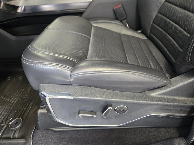 Used 2025 Ford F150 Platinum w/ FX4 Off-Road Package AWD/4WD image 27