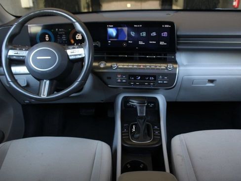 Used 2024 Hyundai Kona SEL AWD/4WD image 18