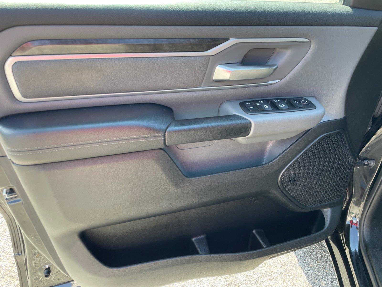 Used 2020 RAM 1500 Big Horn AWD/4WD image 16