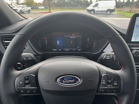 Used 2025 Ford Escape ST-Line image 22