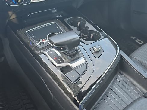 Used 2019 Audi Q7 3.0T Premium Plus w/ Premium Plus Package image 26