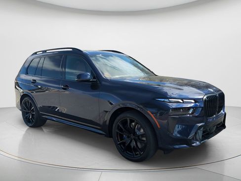 New 2026 BMW X7 xDrive40i w/ Executive Package image 3