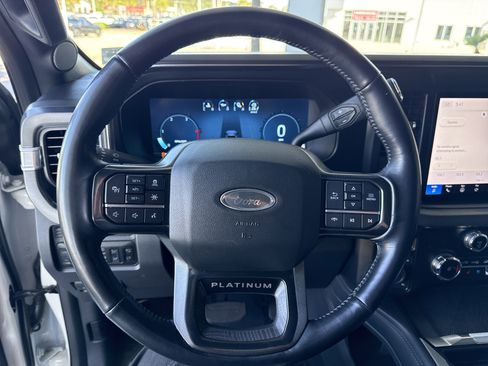 Used 2025 Ford F350 Platinum AWD/4WD image 17