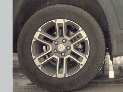 Used 2025 GMC Terrain Elevation AWD/4WD image 22