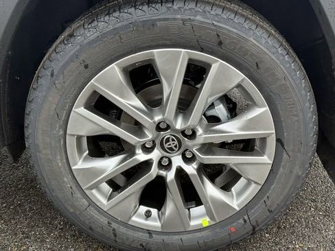 New 2025 Toyota RAV4 XLE Premium image 10