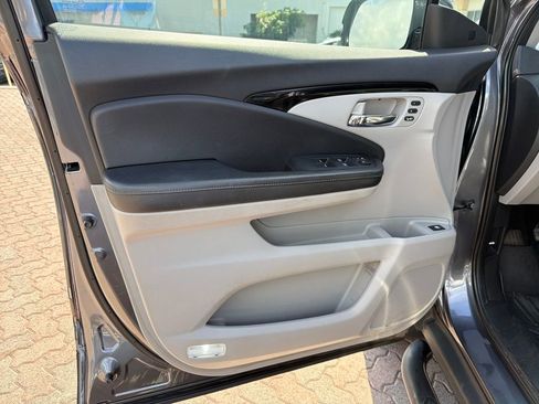 Used 2019 Honda Ridgeline RTL-E image 8