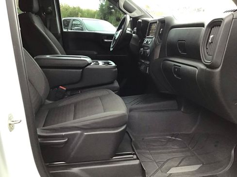 Used 2023 Chevrolet Silverado 1500 Custom Trail Boss AWD/4WD image 6